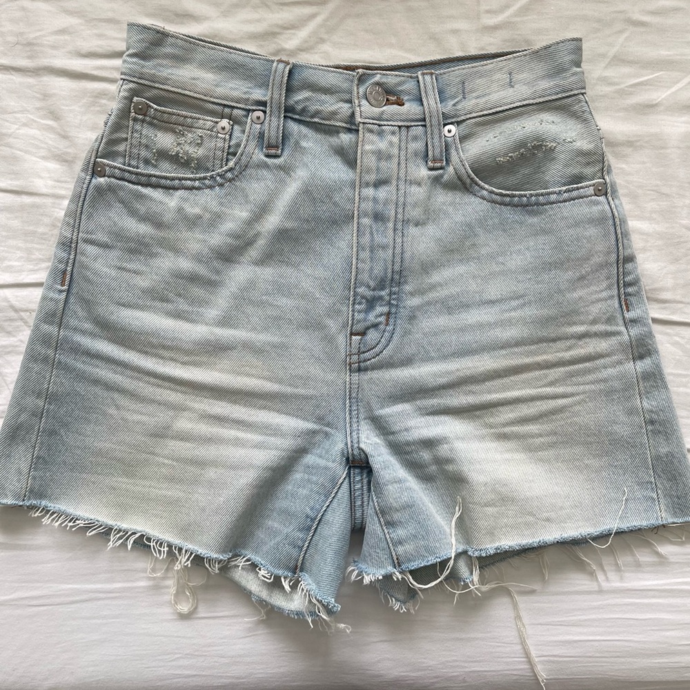 Madewell Momjean Short in Fitzgerald Wash